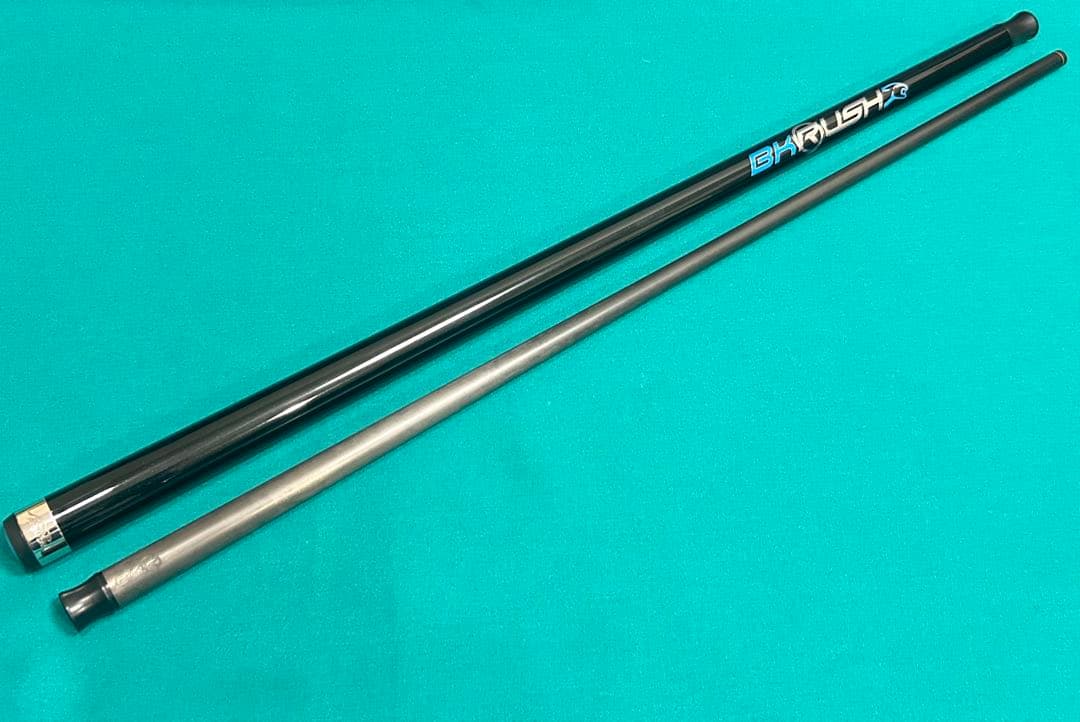 美品 BK RUSH ビリヤードキュー ノーラップ