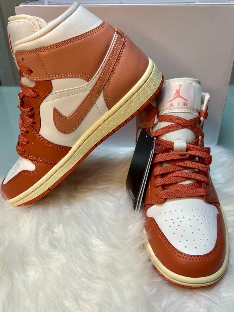 WMNS AIR JORDAN 1 MID エア ジョーダン 1 ミッド 24㎝