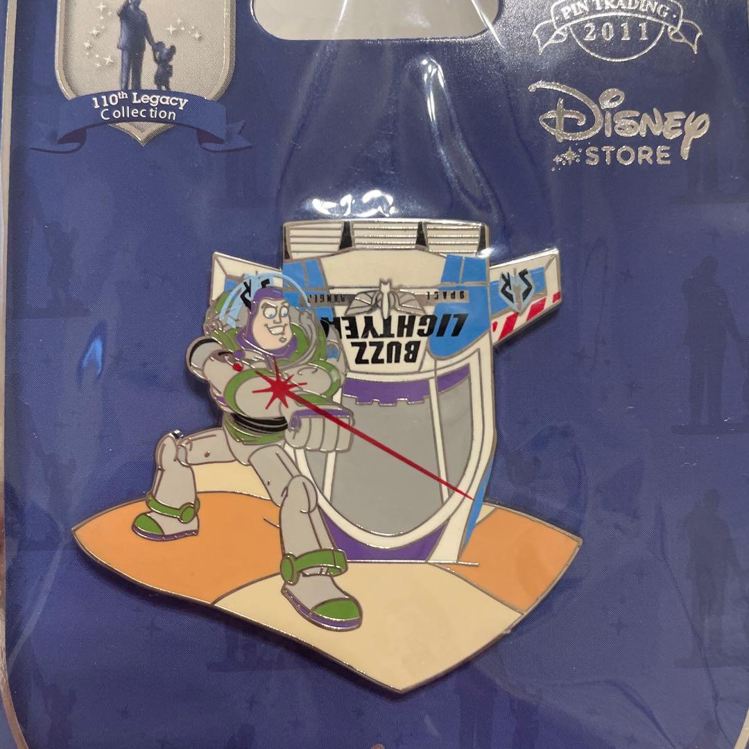 新品❣️ ウォルトディズニー　110周年　レガシーコレクション　ピンバッジ　①番
