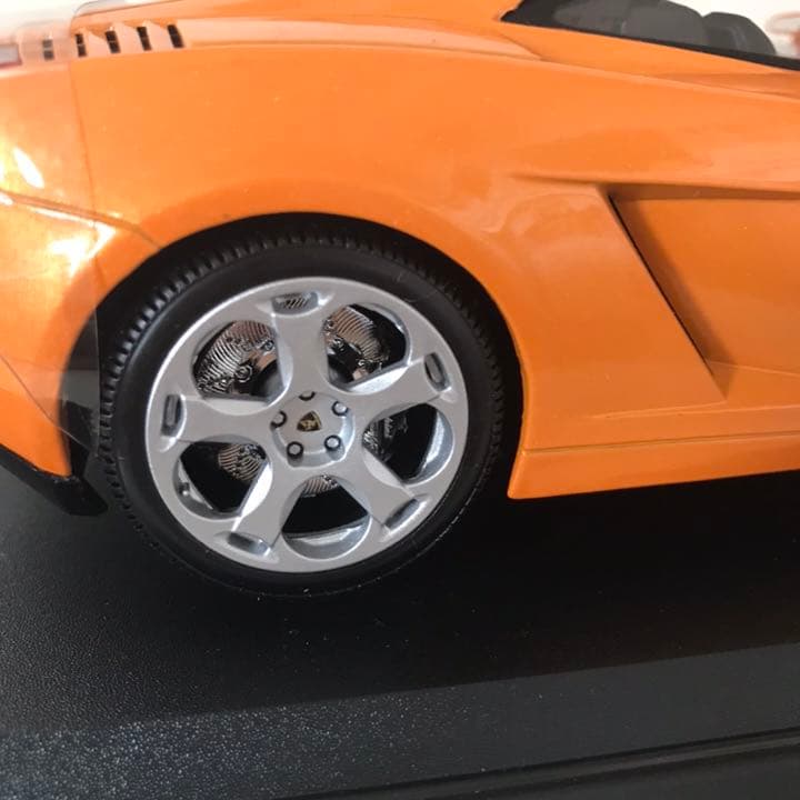 1/18 MAISTO ダイキャスト　ミニカー　ランボルギニー　GALLARDO