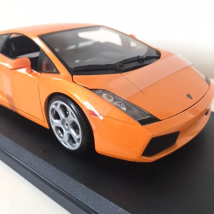 1/18 MAISTO ダイキャスト　ミニカー　ランボルギニー　GALLARDO