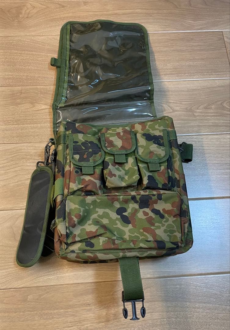 図のうAZ-56(陸上自衛隊)迷彩ショルダーバッグ