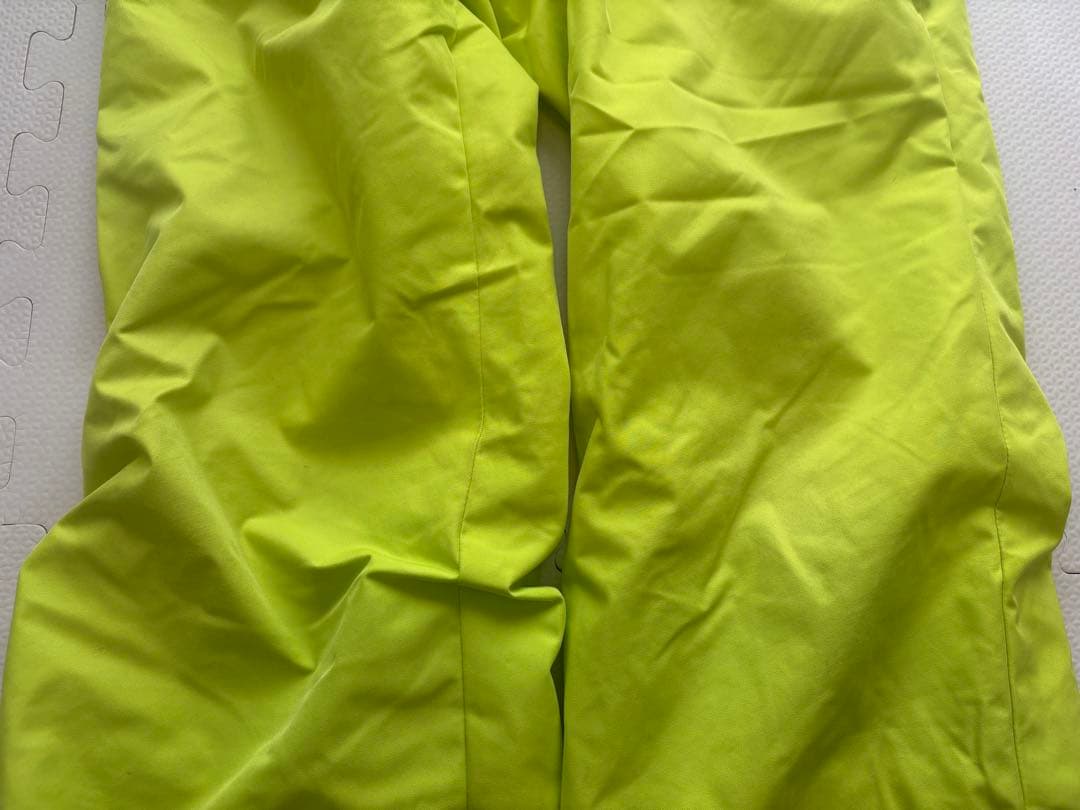 お値下げ歓迎デサントDESCENTE 子供用スキーウェア 140