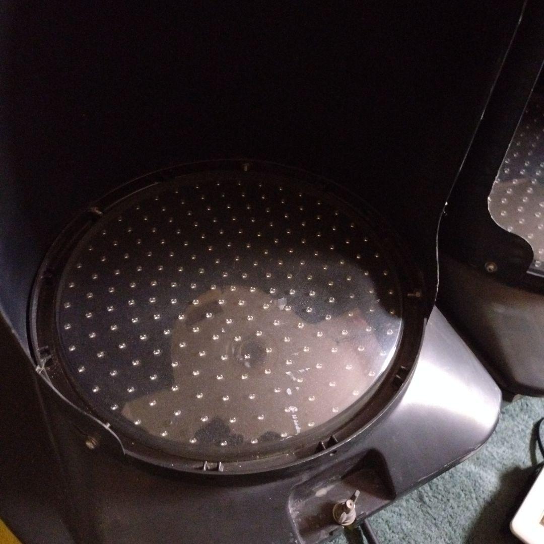 はな　信号機本物小糸工業製の車両信号機LED