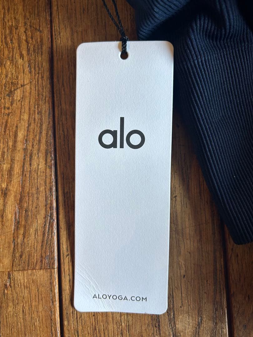 aloシームレス リブ　フェイバリットブラタンクトップ