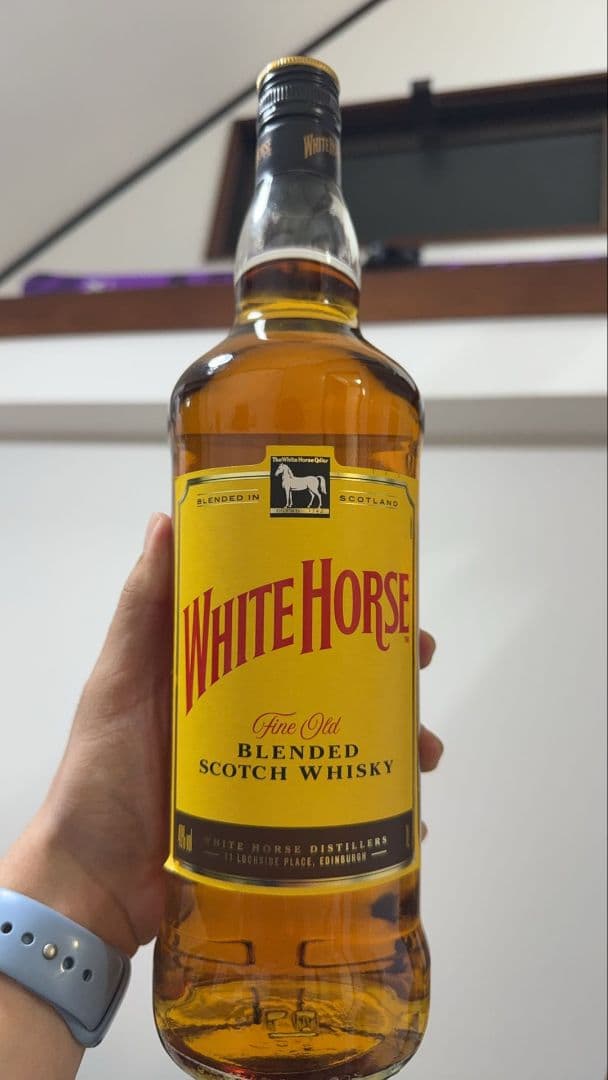 ホワイトホース ファインオールド 40度 2700ml 2本+1000ml1本