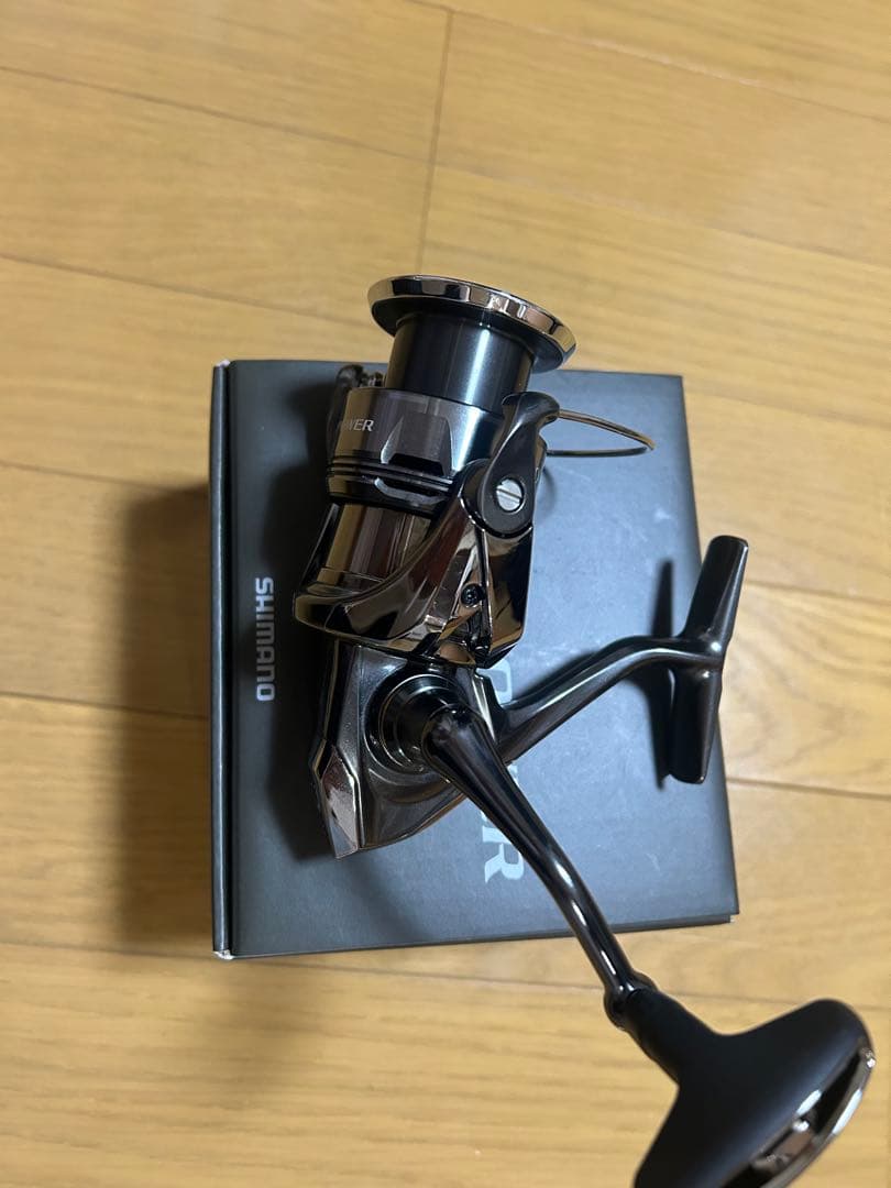 【美品】SHIMANO TWIN POWER C3000 スピニングリール
