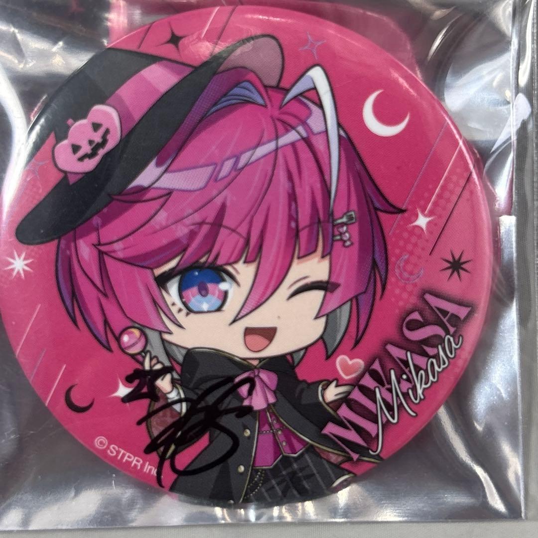 お正月価格！！めておら　みかさくん　サイン入り缶バッジ　ハロウィン