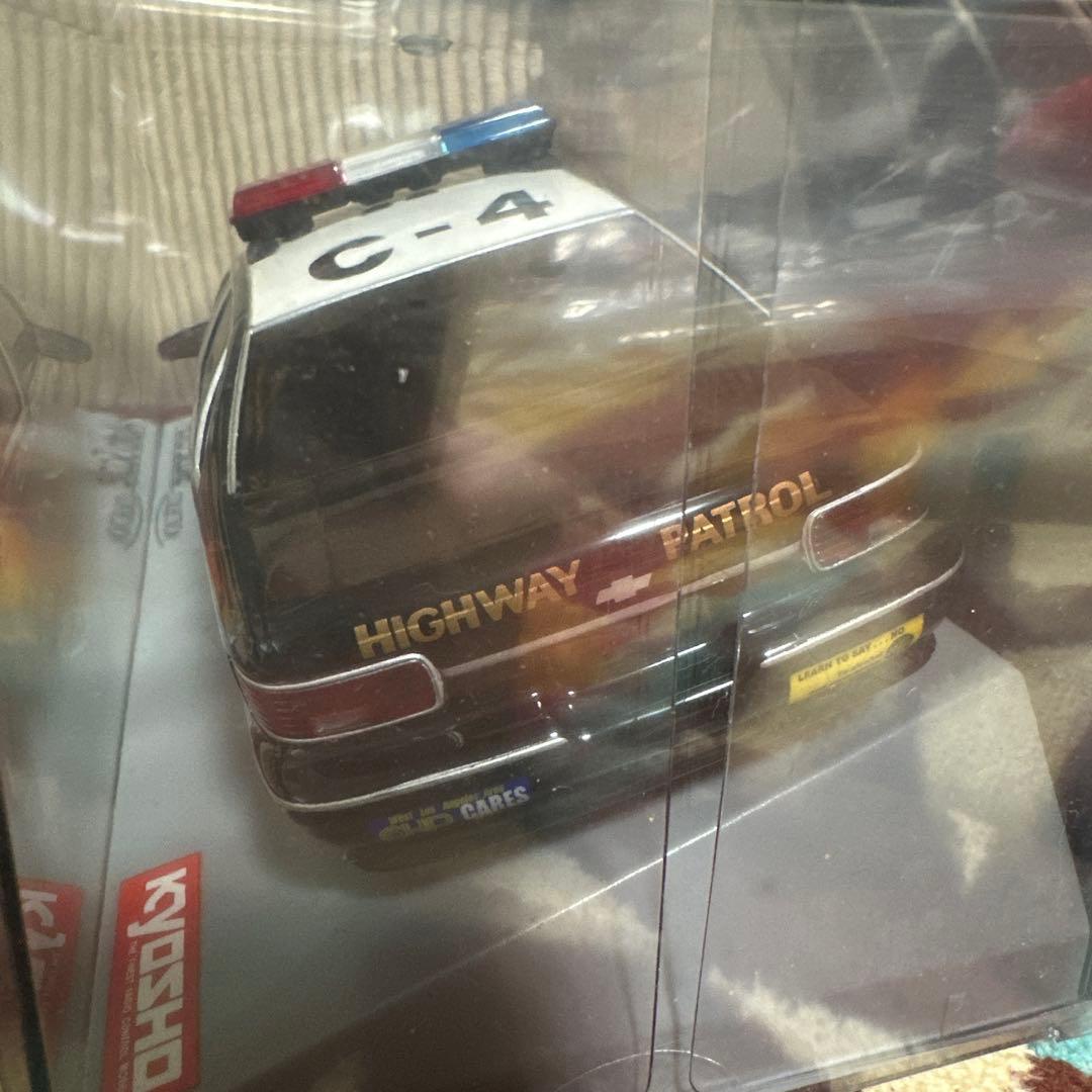 京商ミニッツ　1996シボレー　カプリス　ラジコン　KYOSHO パトカー