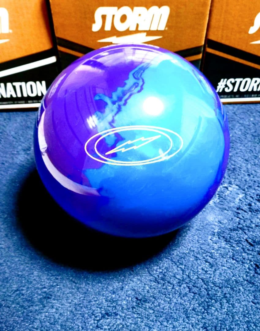 フィジックス　パワーエリートプロモデル　ボウリング　ボール　ストーム　スポーツ