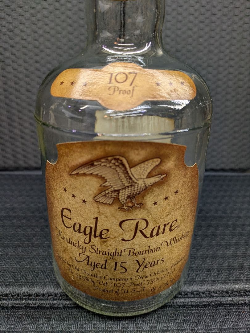Eagle Rare 15年バーボンウイスキー 107プルーフ 空き瓶