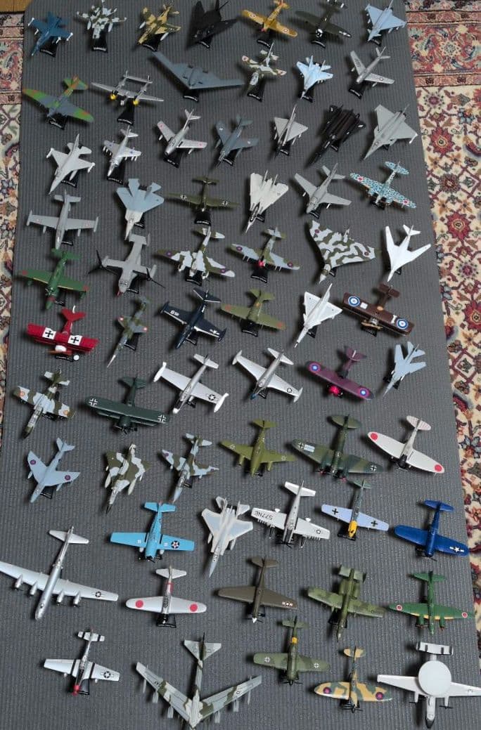 デルプラド　世界の戦闘機　 65個セット