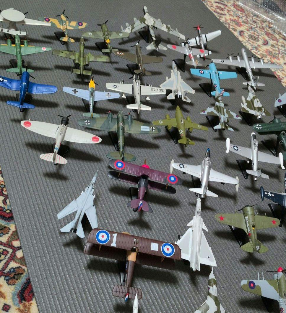 デルプラド　世界の戦闘機　 65個セット