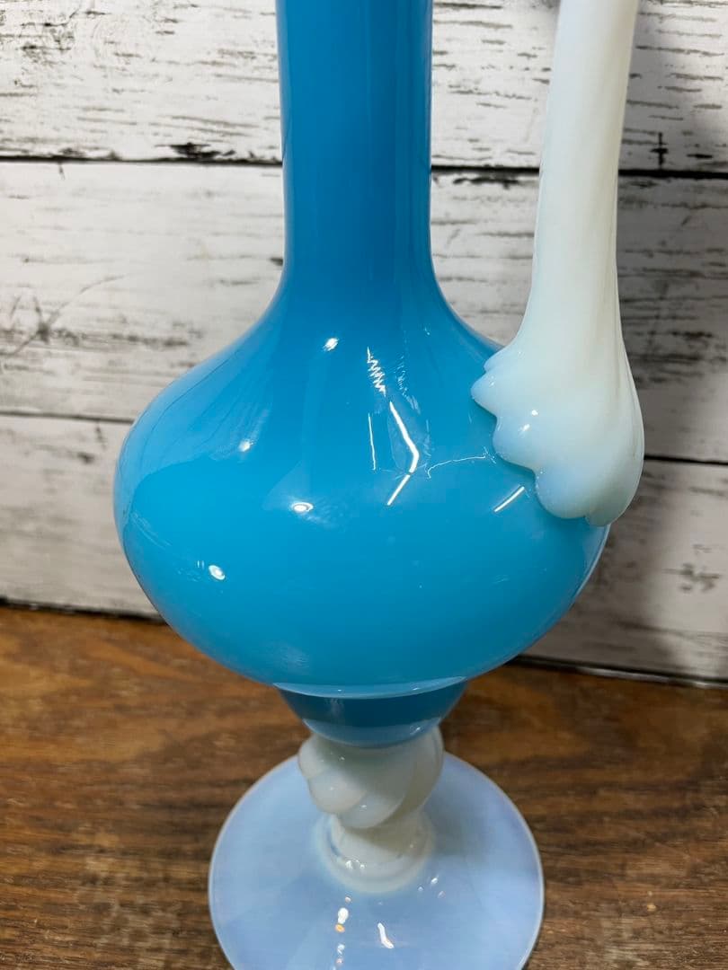 フランスアンティーク オパリンガラスの花瓶 ブルー系 一輪挿し グラス 花器