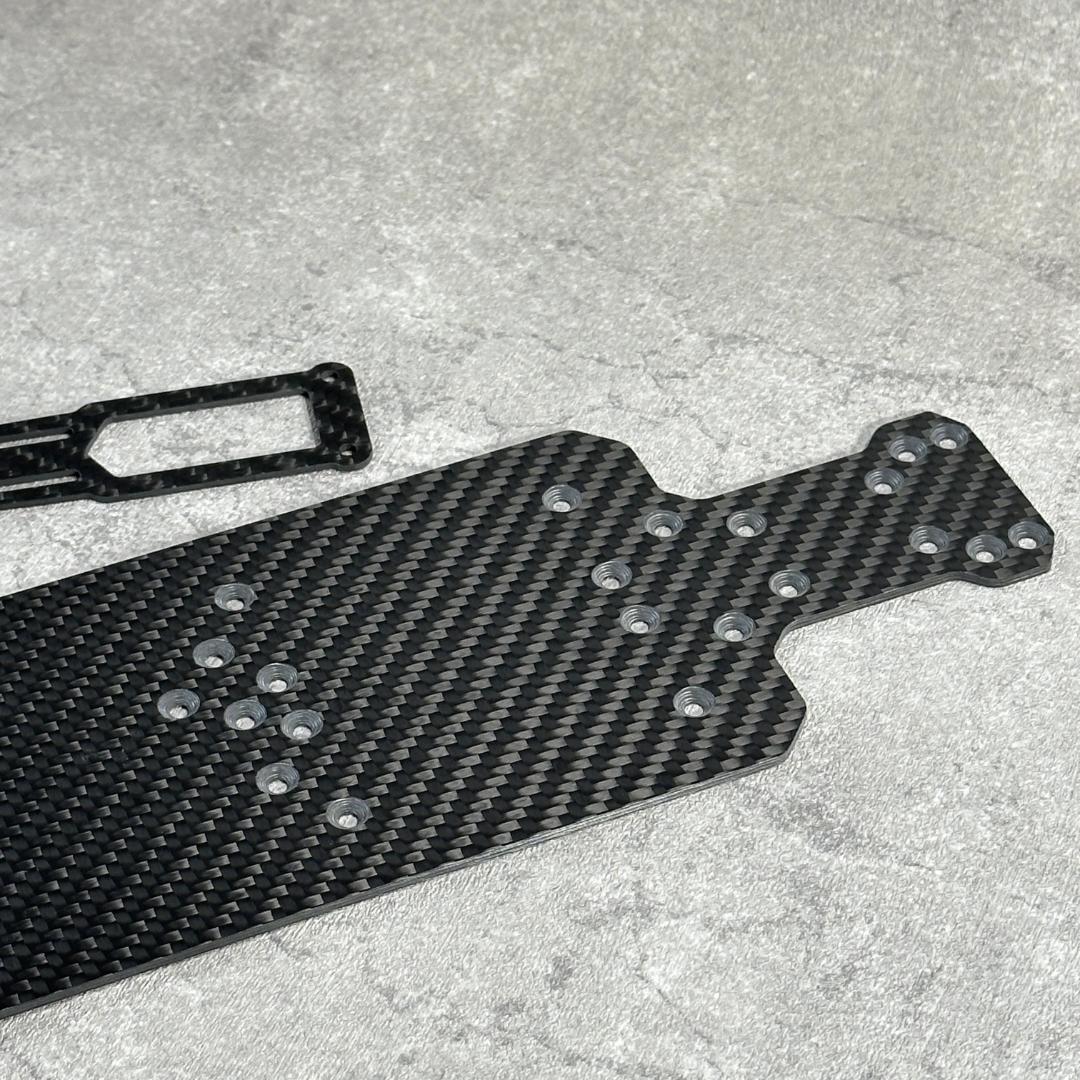 RD2.0 ヨコモ 特注品 カーボンシャーシ 2.0mm + アッパ a1101