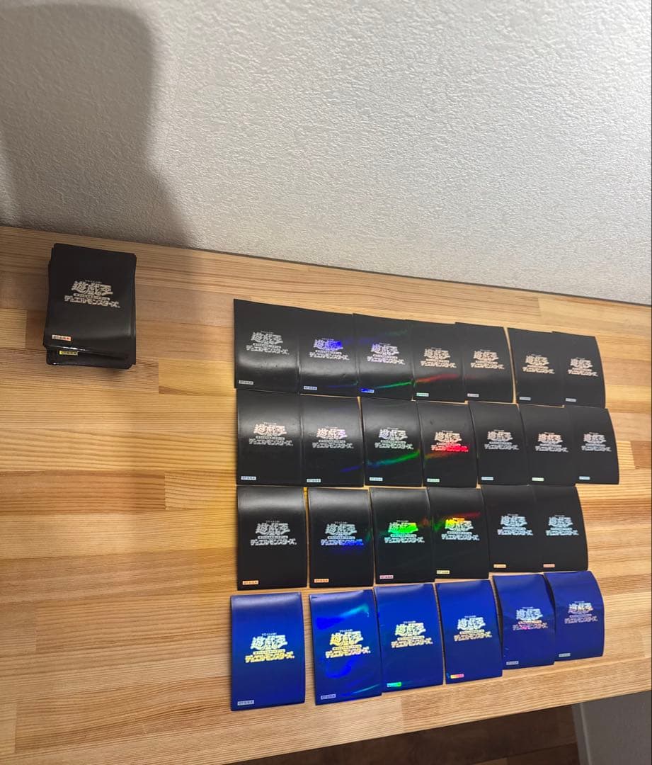 遊戯王OCG スリーブセット 黒116枚　青6枚