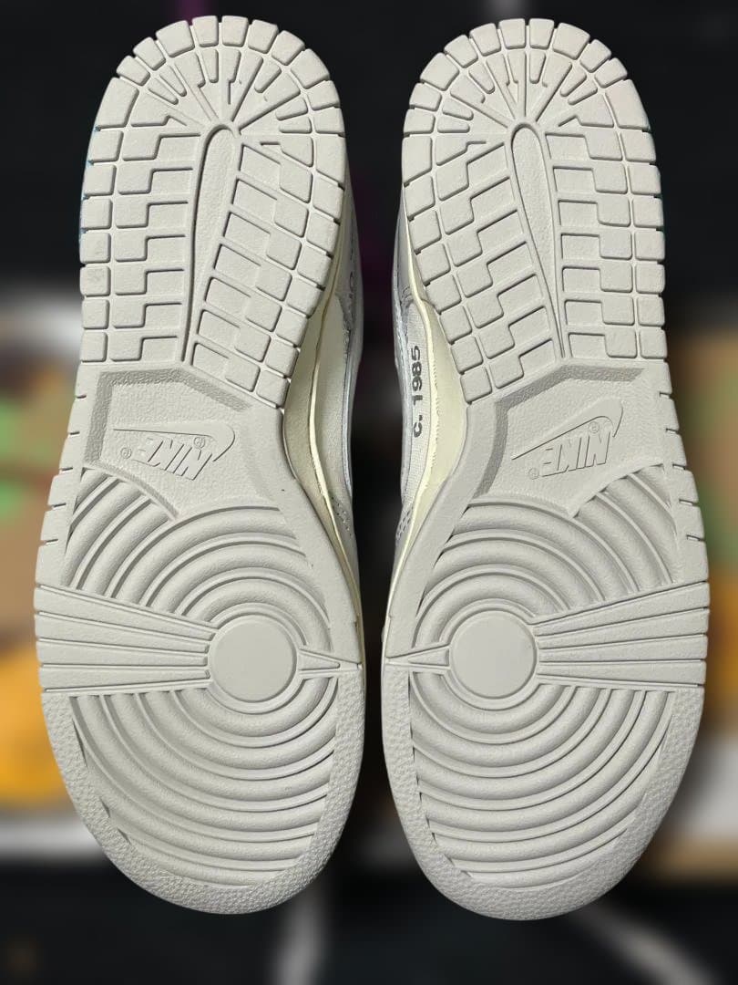 Nike Dunk Low ホワイト/グレー/ピンク