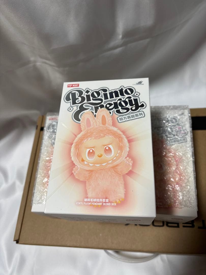 【3箱 正規品・未開封】Labubu Big into Energy【ラブブ】
