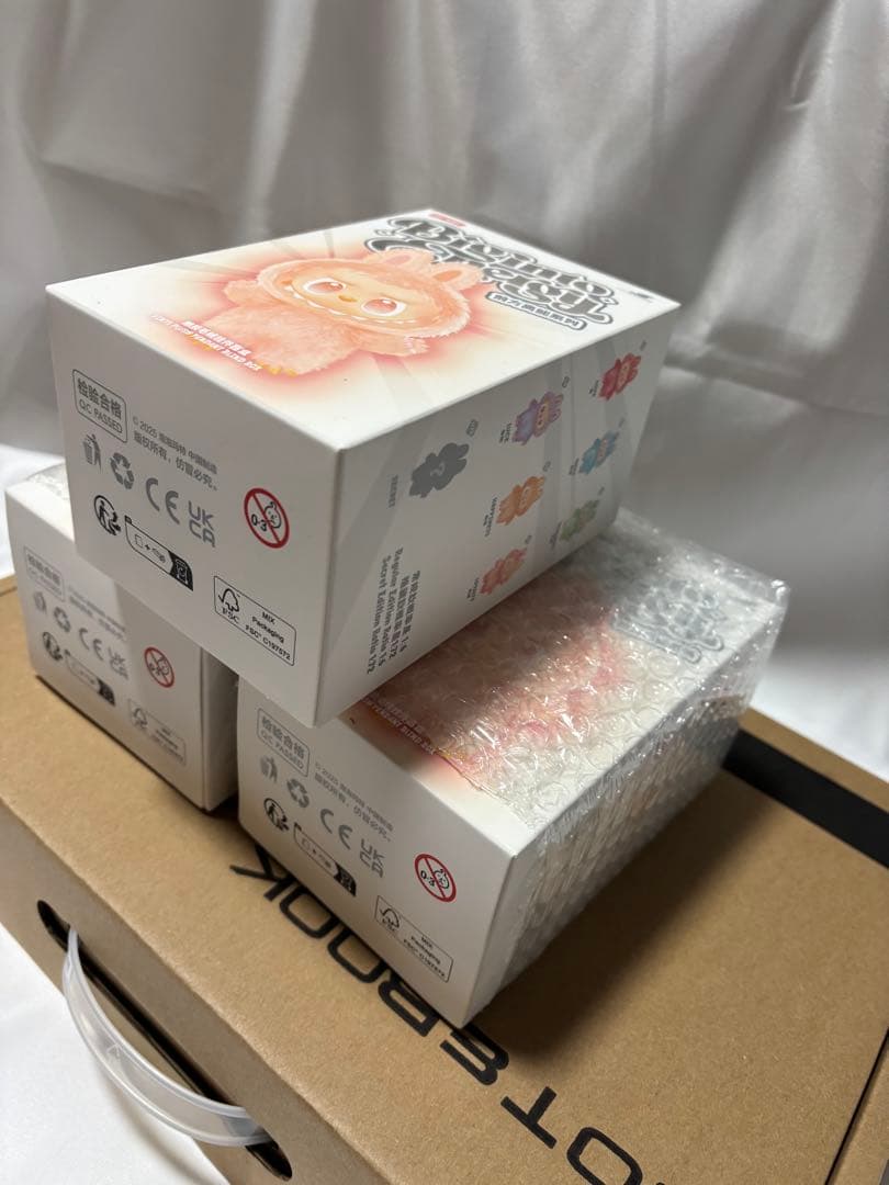 【3箱 正規品・未開封】Labubu Big into Energy【ラブブ】