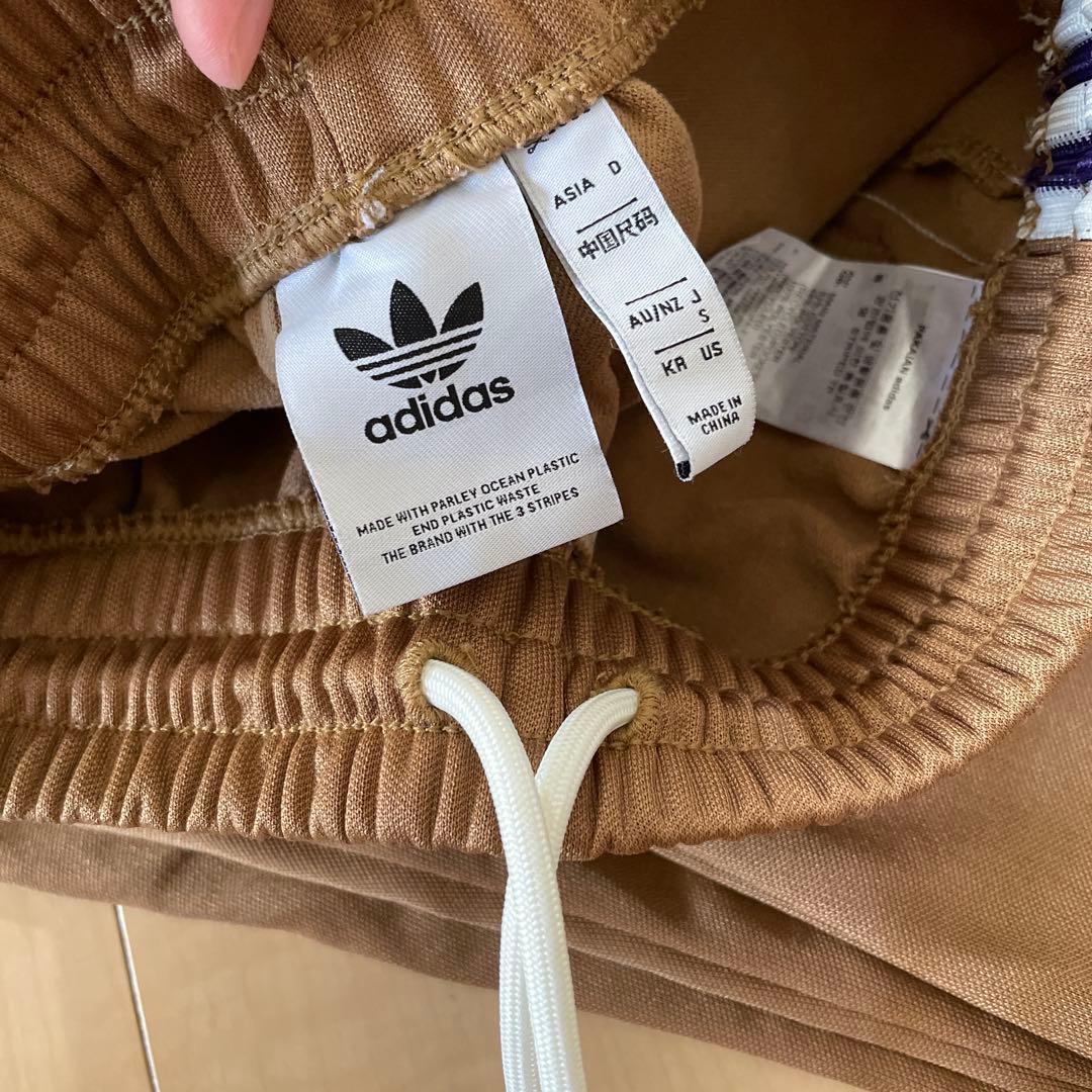 adidas アディダス　Adicolor Heritage Now US:S