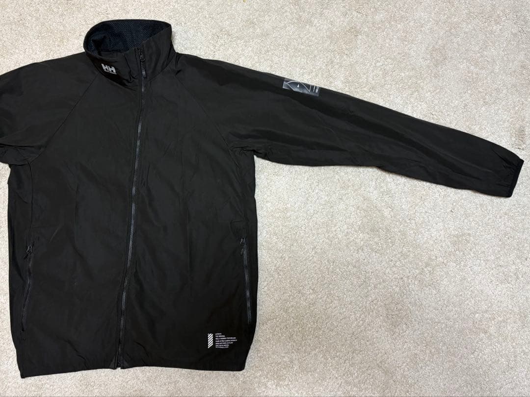 【超美品】Helly Hansen リファスナイパージャケット　黒