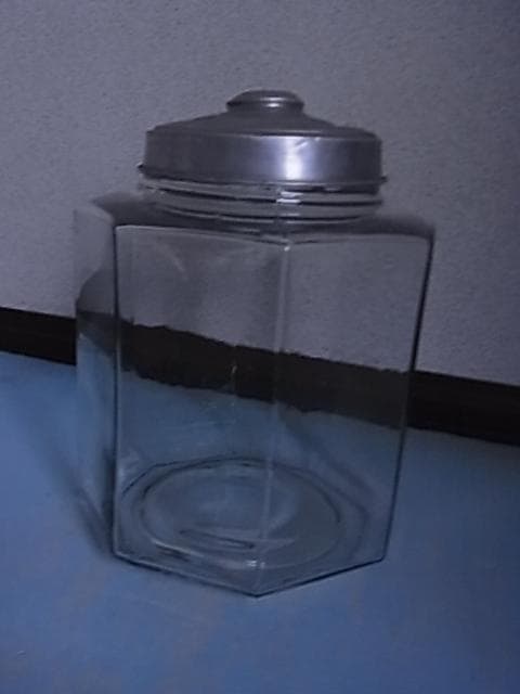 和ガラス　八角ガラス瓶　カルケット　地球瓶　飴瓶　駄菓子屋　菓子瓶　昭和レトロ