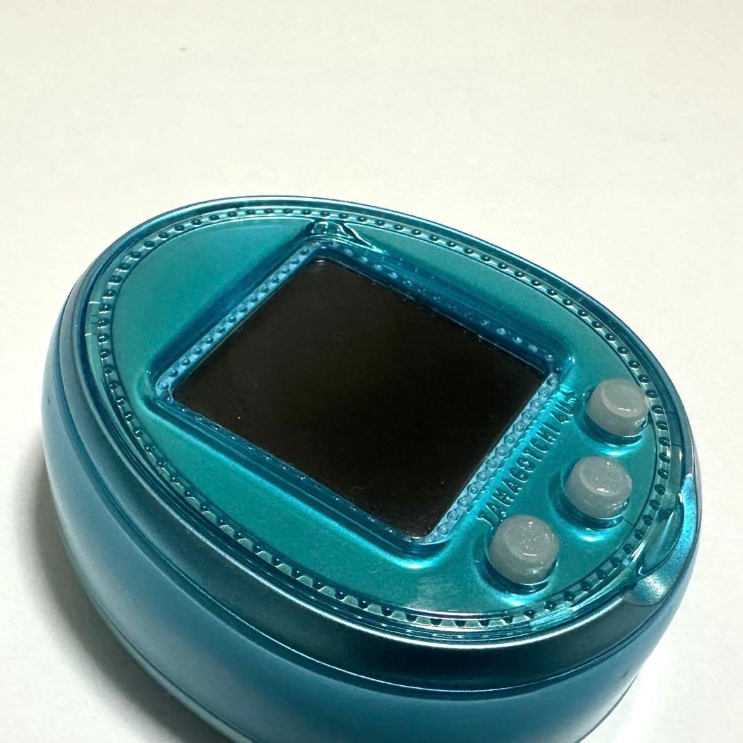 Tamagotchi 4U+ スカイブルー 箱・ストラップ付き
