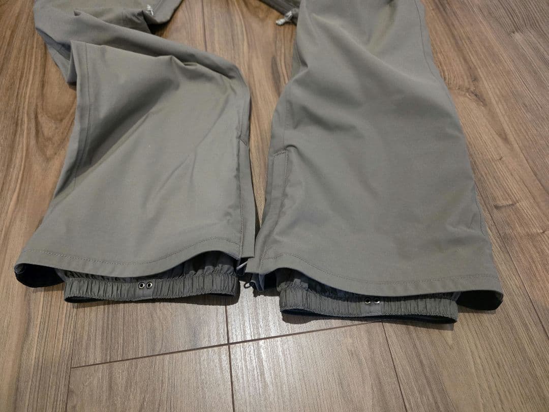 Burton Gloria Gore-Tex ウィメンズ Mサイズ