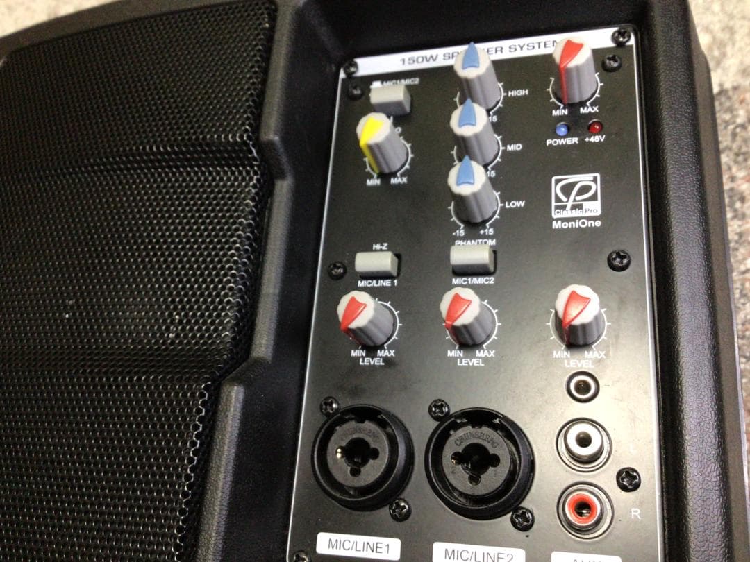 CLASSIC PRO / MoniOne ポータブルPAスピーカー