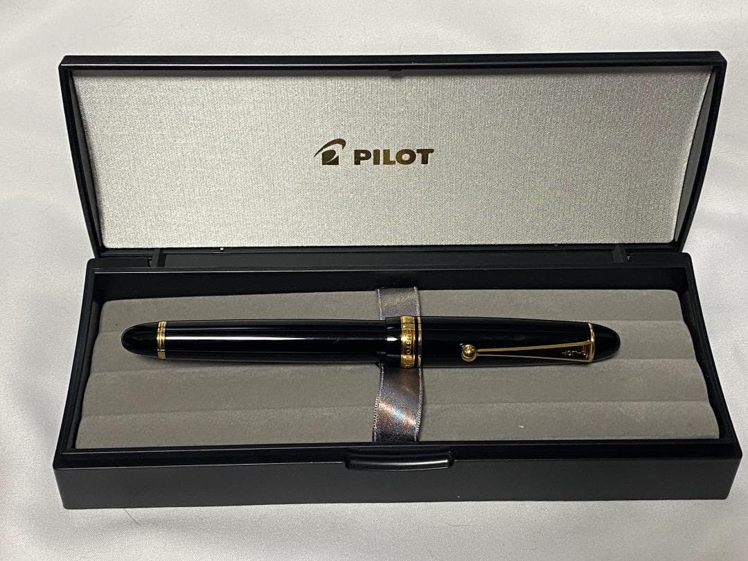 PILOT 万年筆 カスタム742 シグネチャー 三角研ぎ