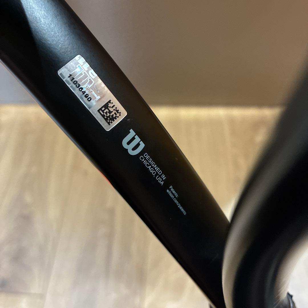 美品✨WILSON BURN 100 V4.0 テニスラケット