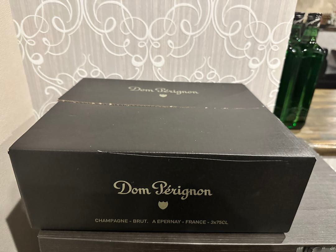 ドン・ペリニヨン ルミナス白 750ml 3本セット