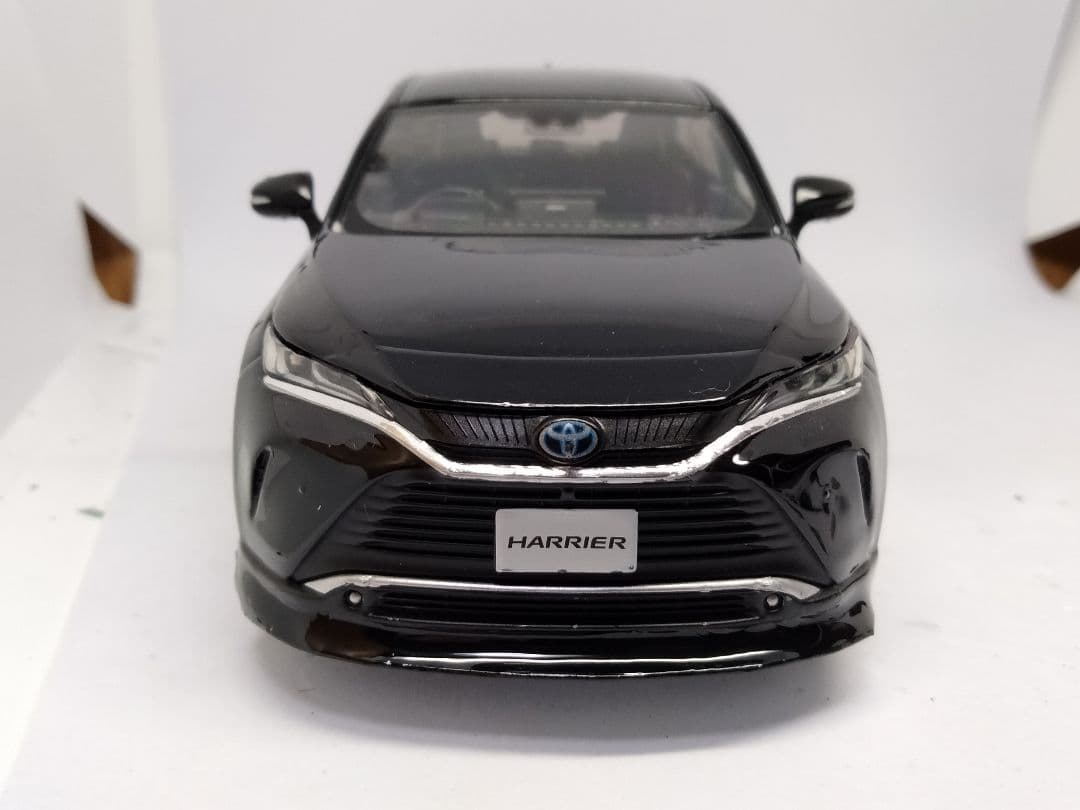 トヨタ ハリアー ブラック　カラーサンプル　1/30　ミニカー