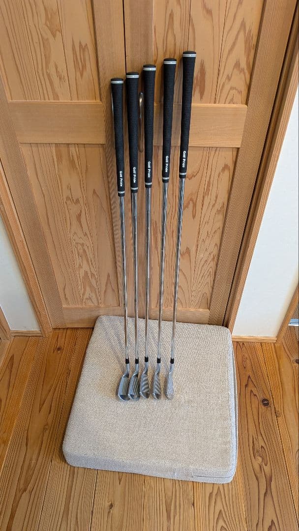 ブリヂストン242cb+ アイアンセット　6〜PW