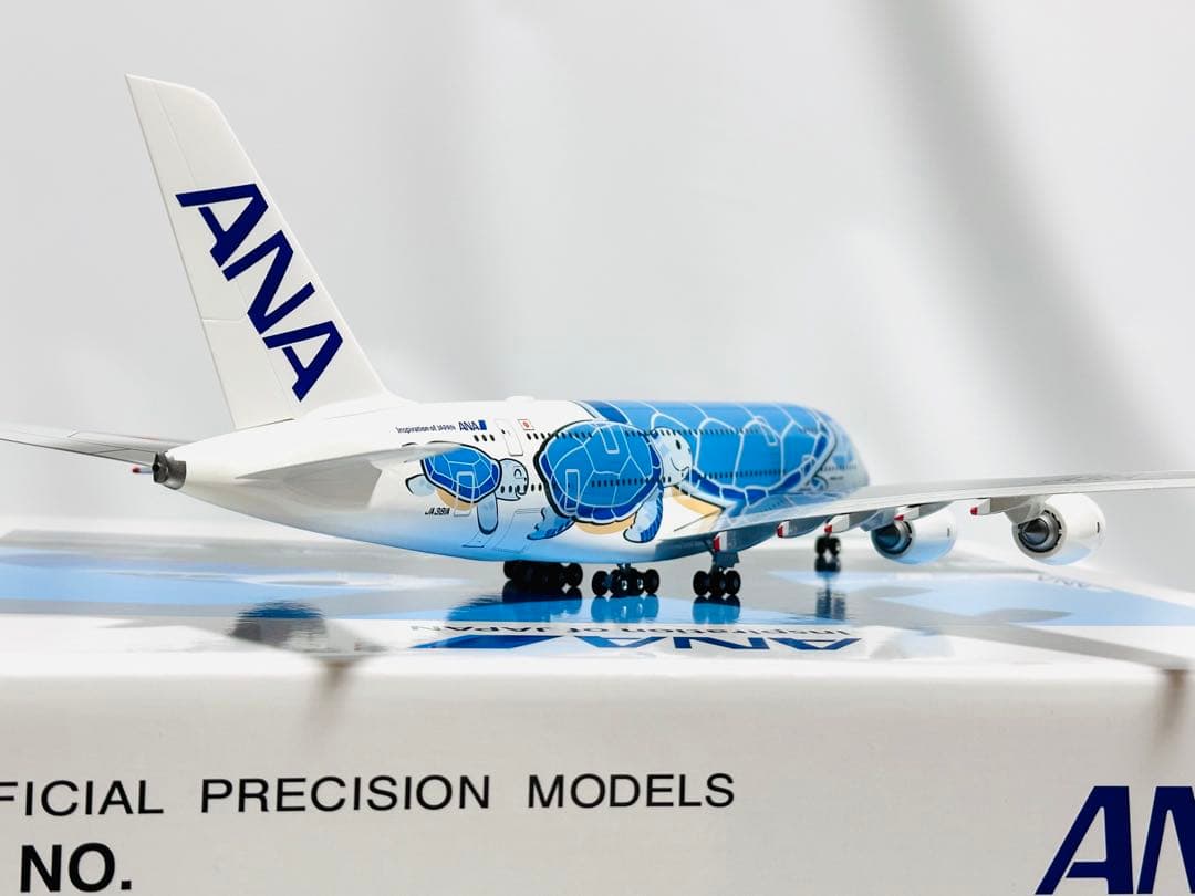 全日空商事 1/200 ANA エアバスA380 フライングホヌ