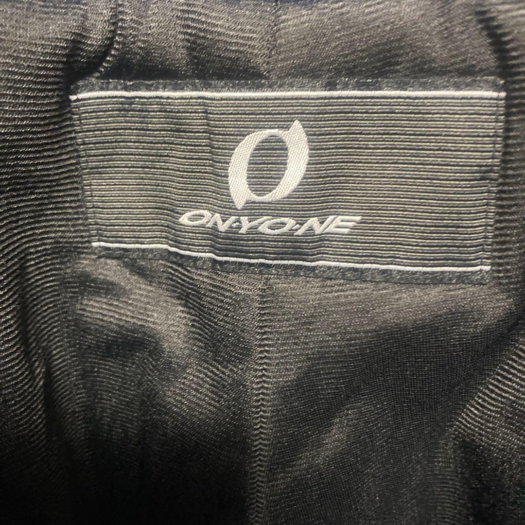 ONYONEスキーウェア