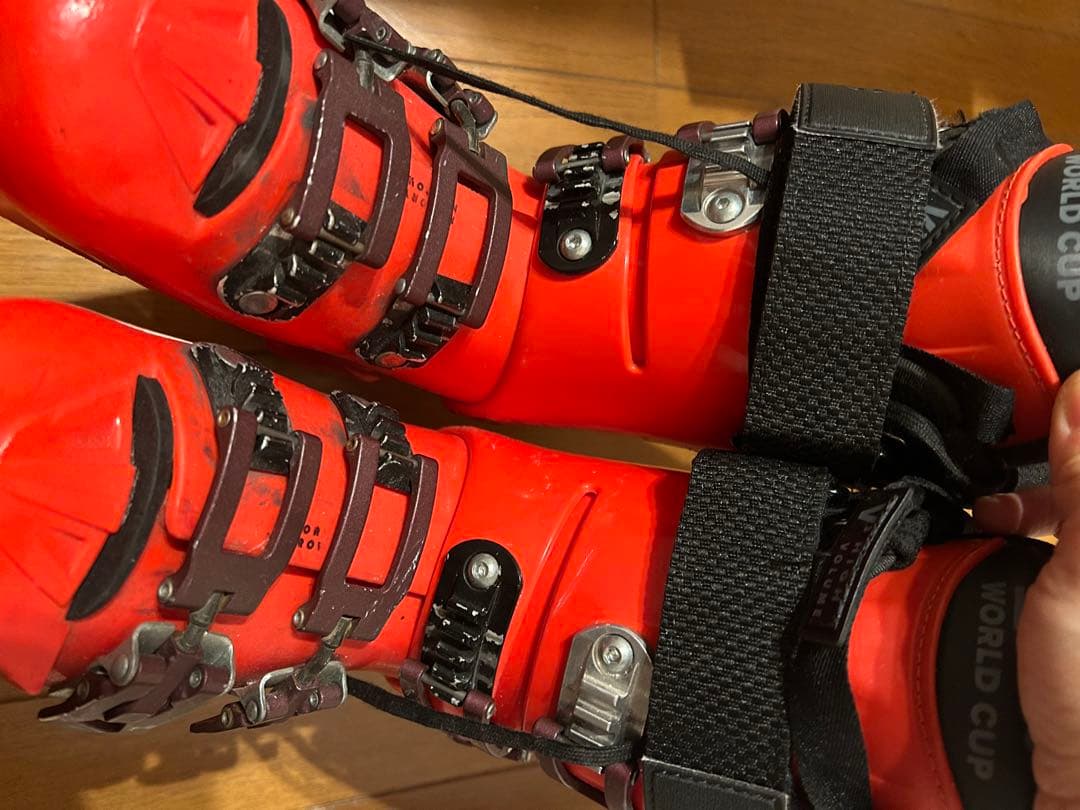 ATOMIC REDSTER スキー用ブーツ レッド