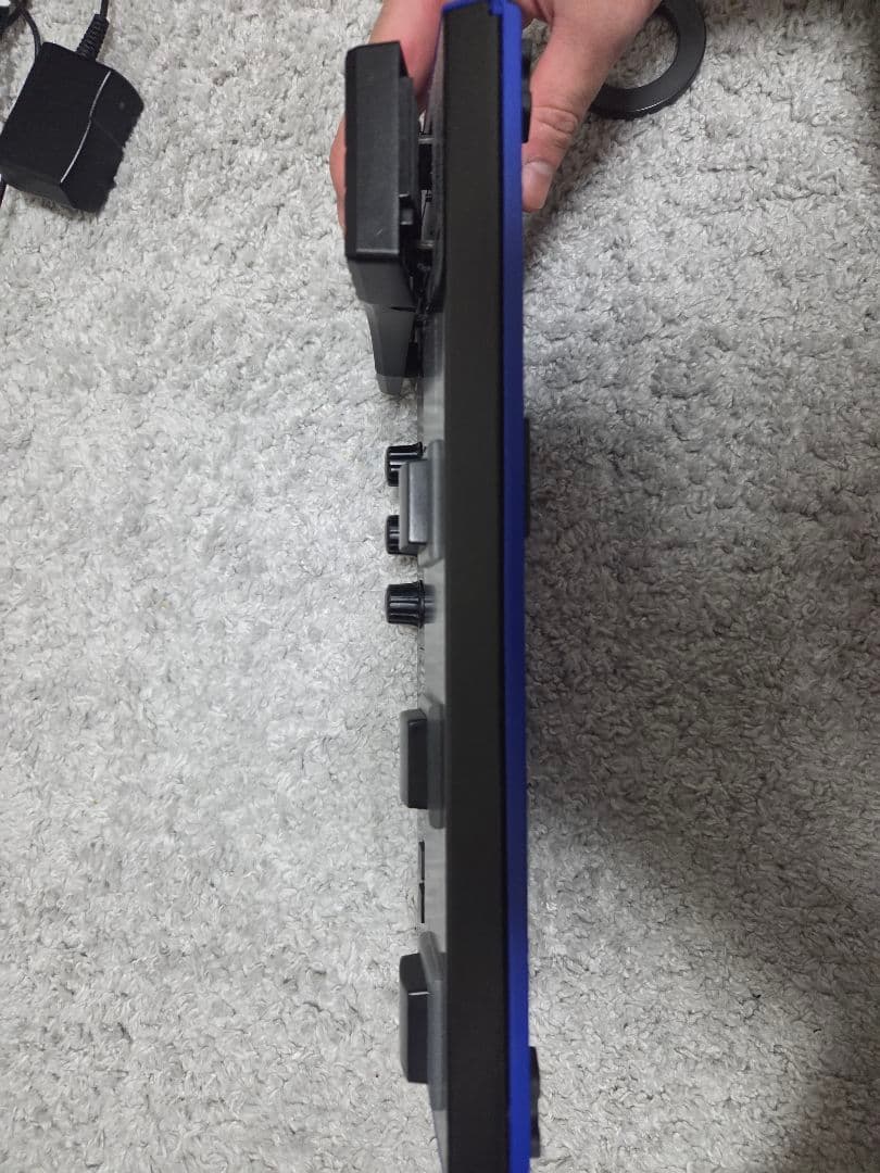 BOSS GT-1 エフェクター【箱なし、アダプター付き】