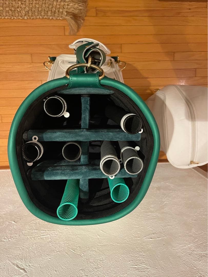 TaylorMade キャディバッグ