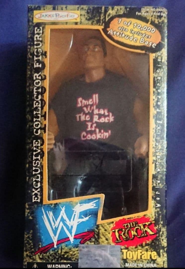 WWE THE ROCK フィギュア(直筆サイン付き？)