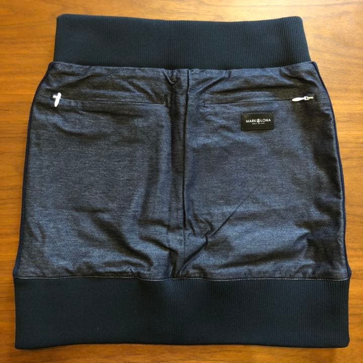 マークアンドロナ スカート