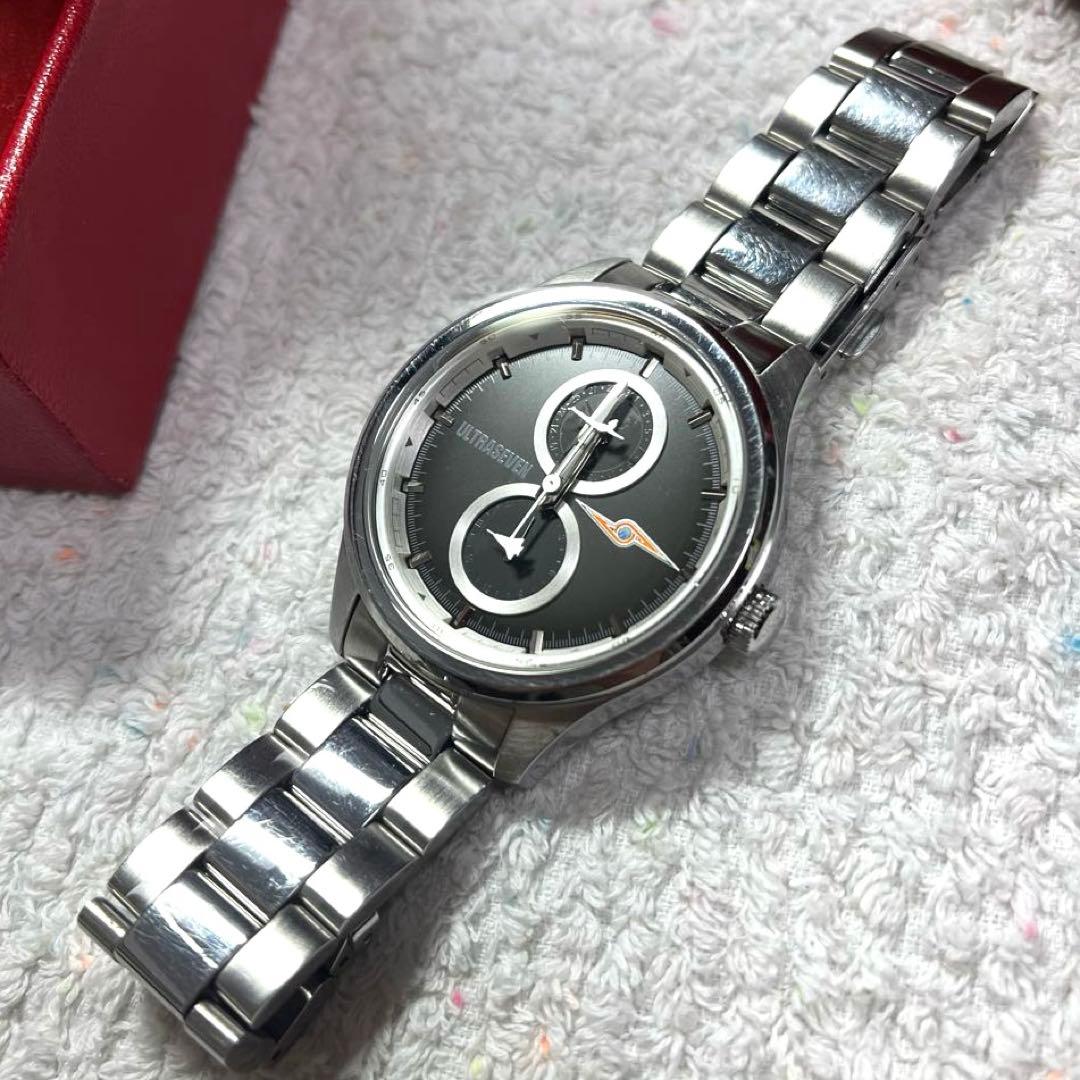 ウルトラ警備隊 ウルトラセブン メタルバンド ウォッチ 腕時計 ウルトラマン