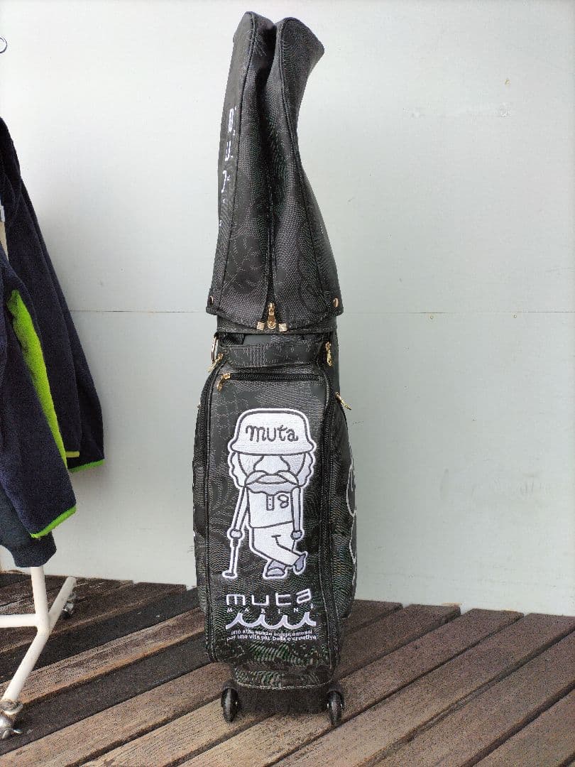 muta キャディバッグ ブラック　ハワイ　おじさん