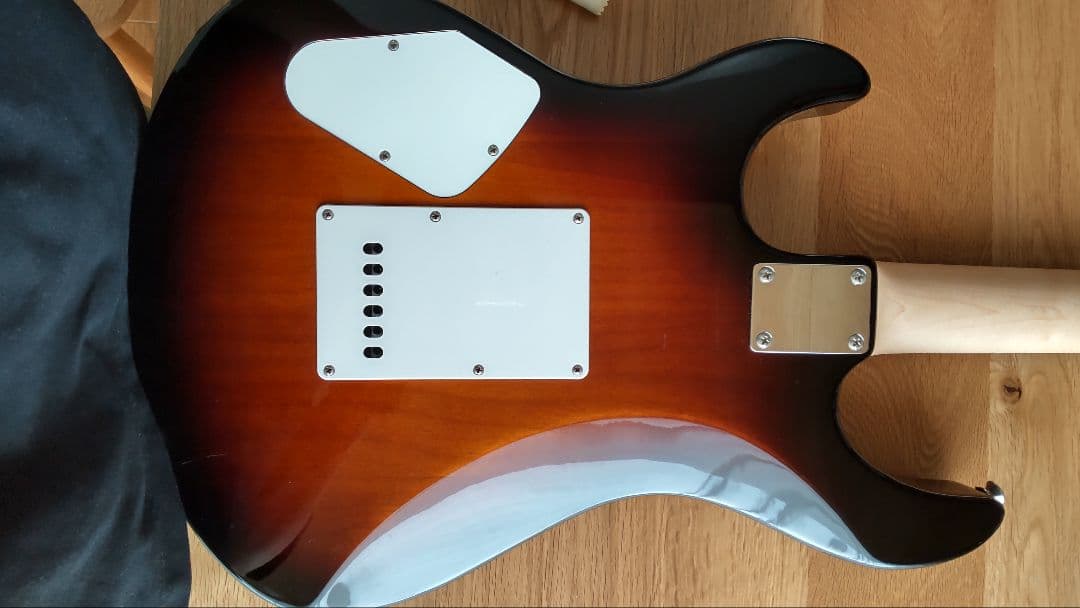 Yamaha PACIFICA エレキギター サンバースト