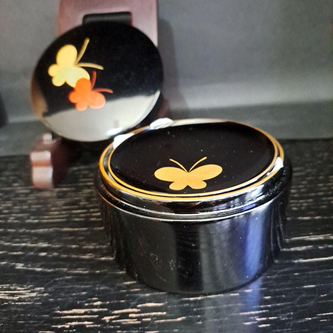 茶道具　極上　六代象彦造　食籠　[干菓子皿]　金彩赤、沈金蒔絵　蝶々図共箱入り