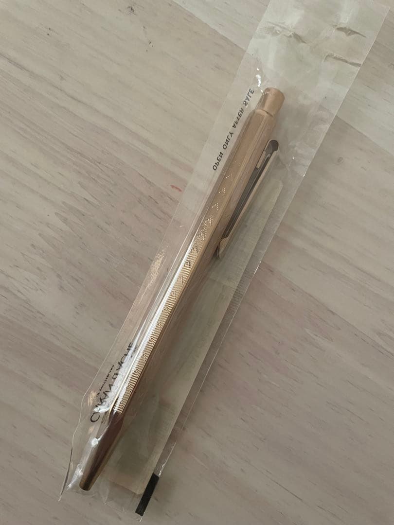 【新品未使用】カランダッシュ　エクリドール　シェブロン　ゴールド