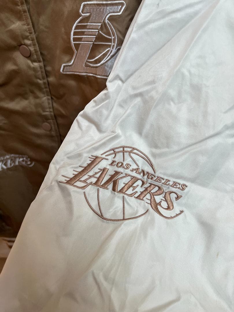 【美品/希少】LAKERS ボンバージャケット ゴールド/白 メンズ XS