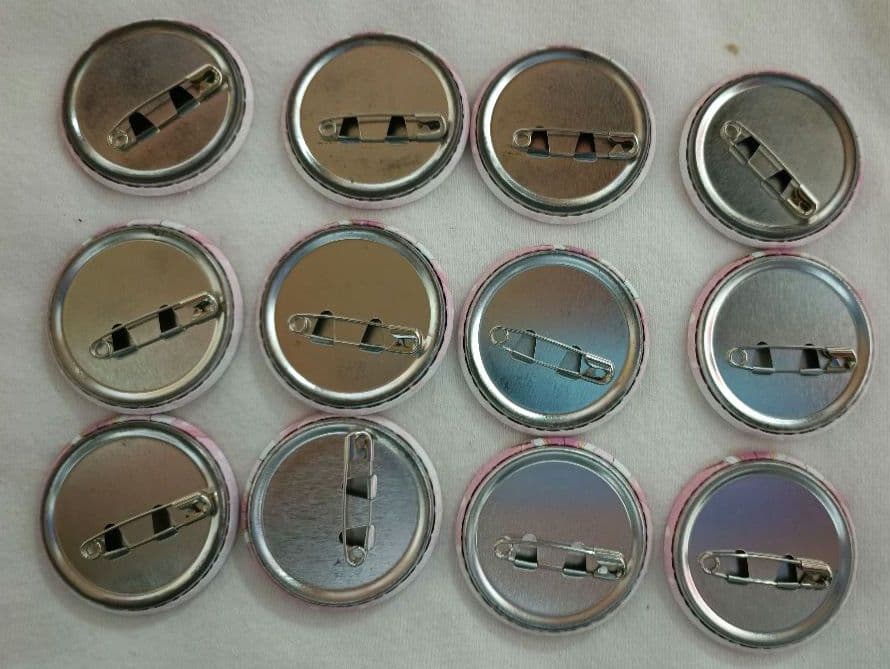 すとぷり　さとみ　ミニ缶バッチ　すとろべりーらぶ　すとらぶ特典缶バッチ