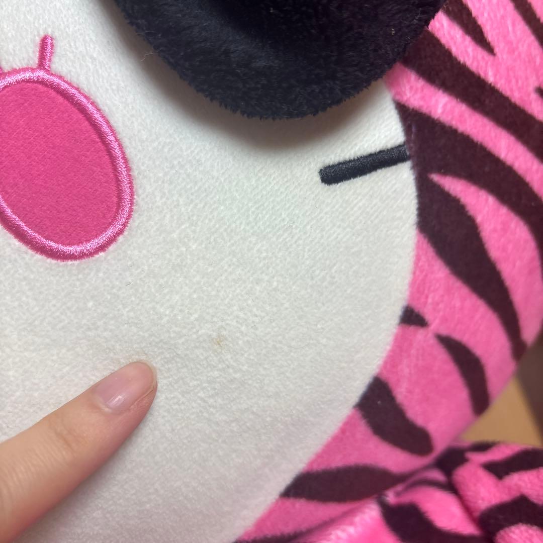 カラフルバニー　ゼブラ柄　キティ 特大　ぬいぐるみ　ヒョウ柄　ギャル　サンリオ