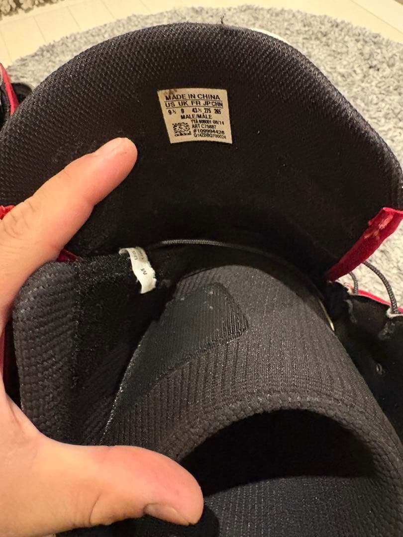 adidas originals スノーボードブーツ Vibramソール　レッド